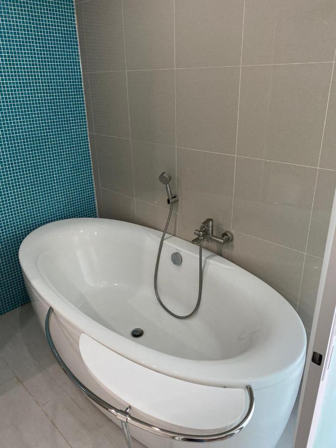 Royal Luxury Hotel Patong מראה חיצוני תמונה